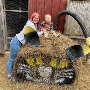 Meet your Posher, Adryenne